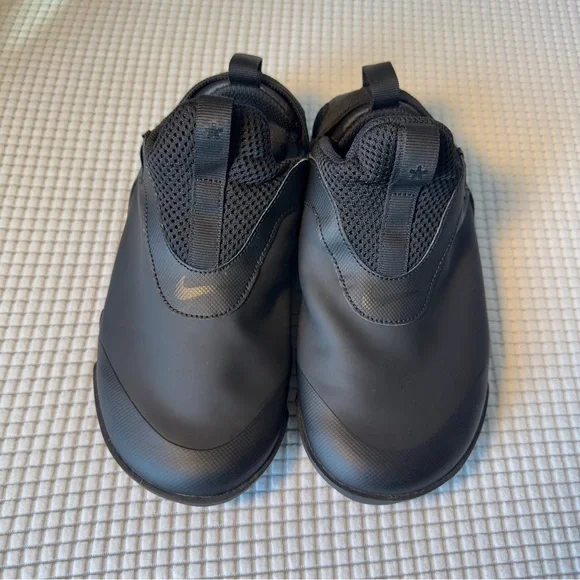 Nike Women’s Zoom Pulse Nursing Slip-On Shoes - Picture 2 of 10